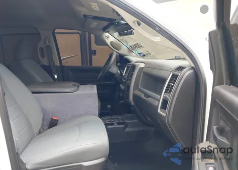 2018 Ram 3500 Tradesman 4X4 8' Box from USA, damaged, VIN 3C63RRGL0JG397527